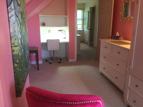 High Hill Inn - Bet 4u 30