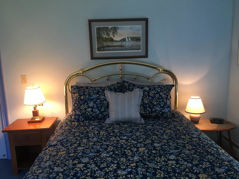 High Hill Inn - Bet 4u 15