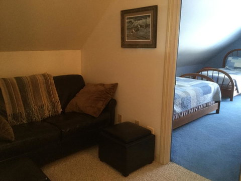 High Hill Inn - Bet 4u 34