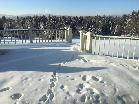 High Hill Inn - Bet 4u 24