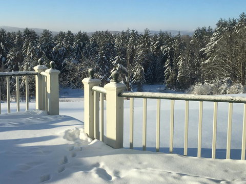 High Hill Inn - Bet 4u 17