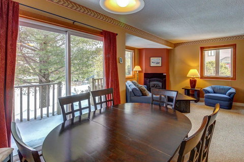 Slopeside Retreat - Click Find 18