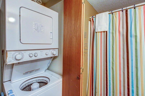 Slopeside Retreat - Click Find 39