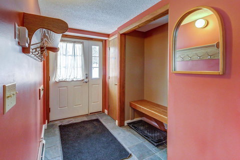 Slopeside Retreat - Click Find 25