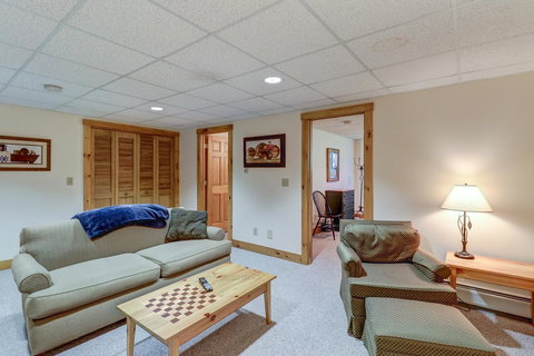 Jay Peak Townhouse - Click Find 15