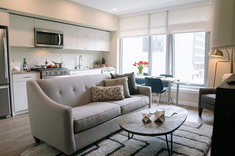 WhyHotel Seattle-Belltown Luxe Suites Wall Street - Click Find 0