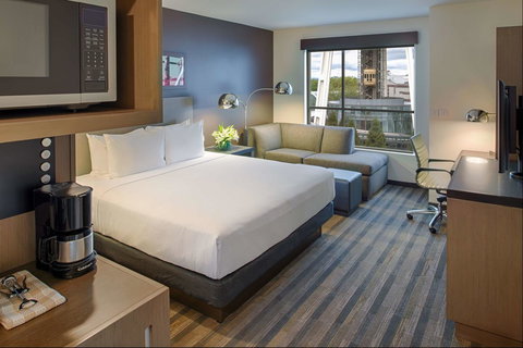 Hyatt House Seattle Downtown - Bet 4u 35
