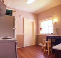 A-Center of Capital Hill- Sleep 2