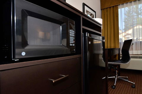 Best Western Inn Of Vancouver - Click Find 6
