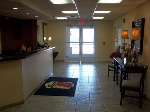 Super 8 By Wyndham Huntington WV - Bet 4u 12