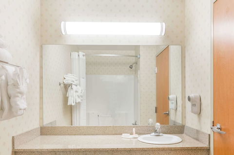 Super 8 By Wyndham Huntington WV - Bet 4u 16