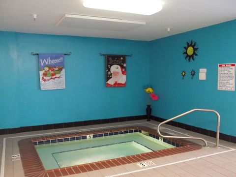 Super 8 By Wyndham Huntington WV - Bet 4u 10