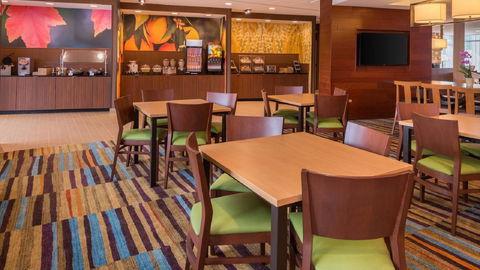 Fairfield Inn & Suites By Marriott Huntington - Bet 4u 26