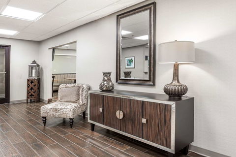 Ramada Limited - Huntington - Bet 4u 20