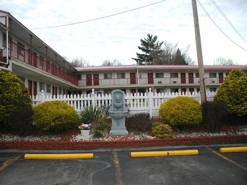 Heldreth Motel - Click Find 4