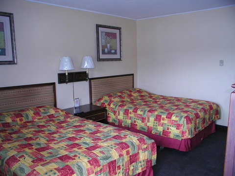 Heldreth Motel - Click Find 9