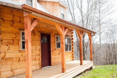 The Hampton - An Amish Built Deluxe Log Cabin - Bet 4u 5