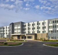 Courtyard by Marriott Appleton Riverfront