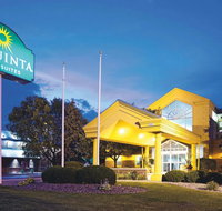 La Quinta by Wyndham Appleton College Avenue
