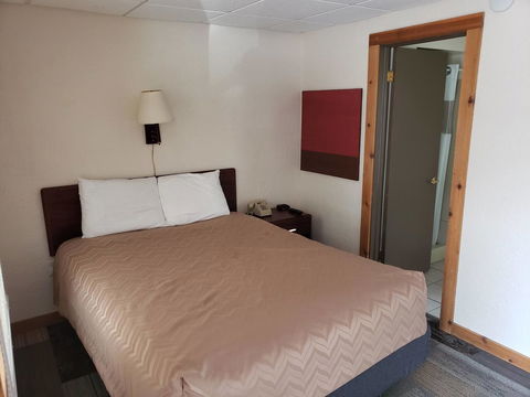 Germania Country Inn - Click Find 2