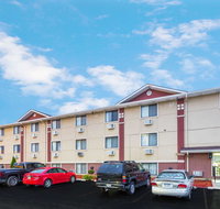 Super 8 by Wyndham Kenosha/Pleasant Prairie