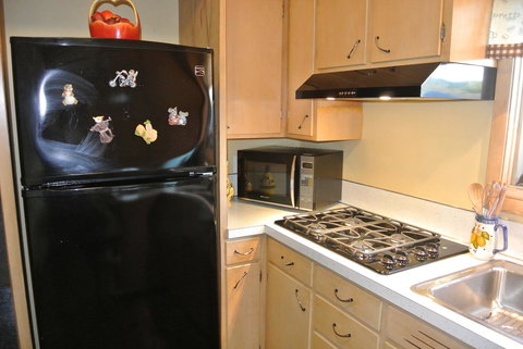 My Cozy Cape Cod - Bet 4u 16