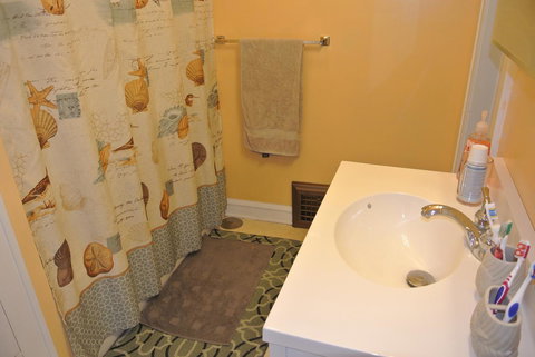 My Cozy Cape Cod - Bet 4u 36