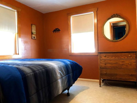 Buckskin Lake Resort - Kodiak Cabin - Bridge Guide 8