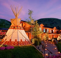 Rustic Inn Creekside