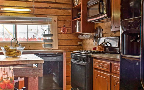 CopperLine Lodge - Bet 4u 3