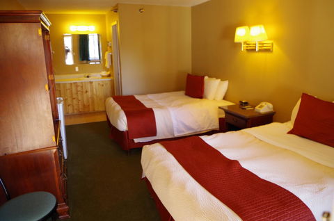 Riviera Lodge - Bet 4u 10