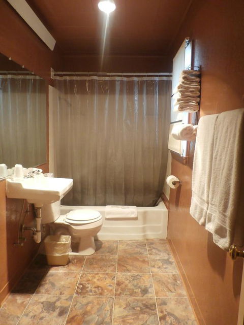 Sage And Sand Motel - Bet 4u 11