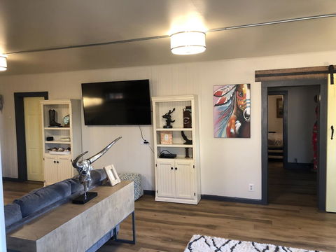 Saratoga Stage Coach Stop - Bet 4u 7