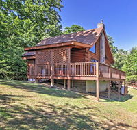 'Happy Ours' about Cabin with Mtn Views 9Mi to Dollywood