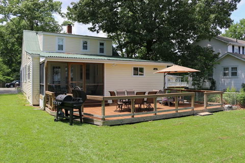 'Isle Have Another' - 1 Block To Colonial Beach! - Click Find 1