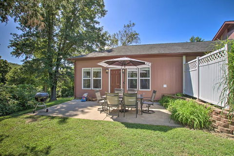 'Turtle Rock' Ironton Cabin With Private Patio! - Bet 4u 0