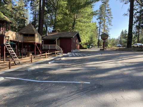 1 Bedroom Lodge At Cozy Hollow- Sleeps 4 At Cozy Hollow 2 - Bet 4u 2