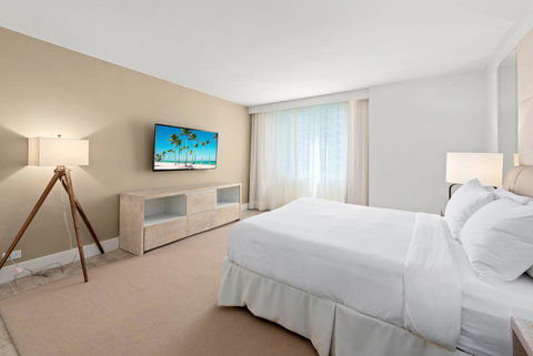 1 Bedroom Ocean View Located At 1 Hotel & Homes Miami Beach -1012 - Bet 4u 2