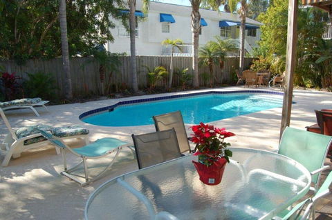 1 Bedroom Point Of Rocks Road-next To The Beach! - Click Find 2