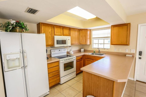 106 Tropical Shores #2 - Bet 4u 1