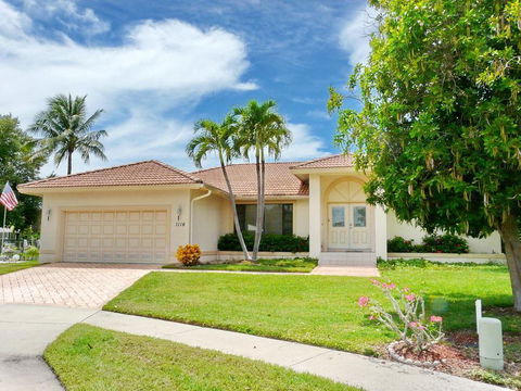 1116 Mulberry Court - Click Find 0