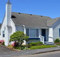 1220 S Columbia