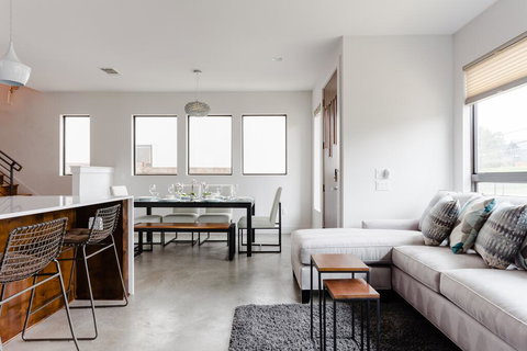 12th Street Place - Click Find 2