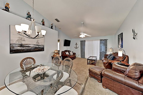 1465 Brier Home Home - Bet 4u 0