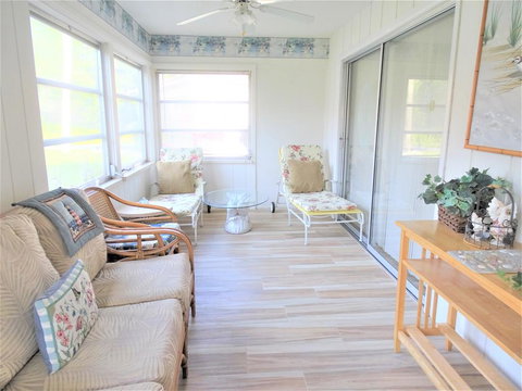 24 Vista Hermosa- Beautifully Remodeled!- 2 WEEK MINIMUM RENTAL - Bet 4u 2