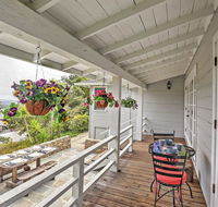 2BR Aptos Cottage with Deck and Views - 10 Min to Beach