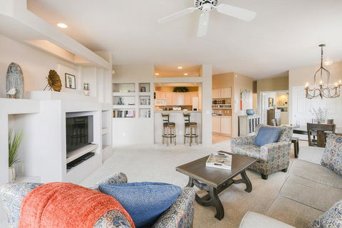 3 Bed 2 Bath Apartment In Oro Valley - Bet 4u 0
