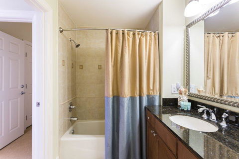 3 Bedroom Condo 4820 - DBD 1