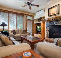 3101 Champagne Lodge Trappeur's Crossing