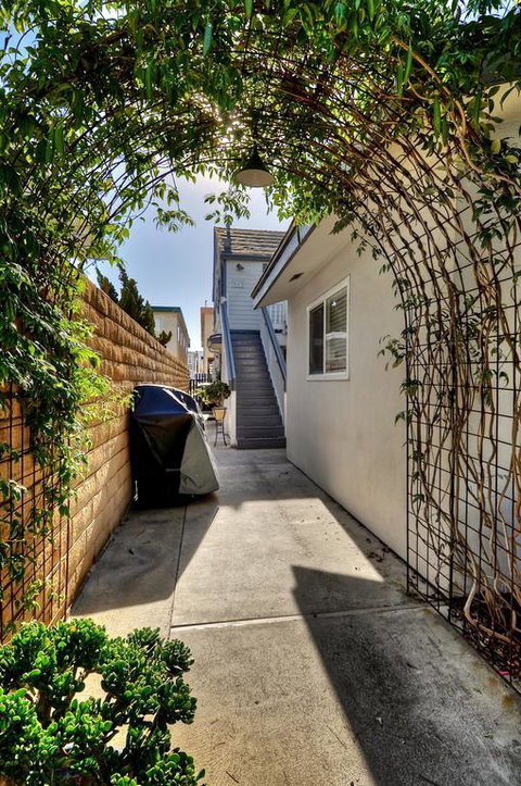 313 E Bay B 2 Bedroom Condo - Bet 4u 3